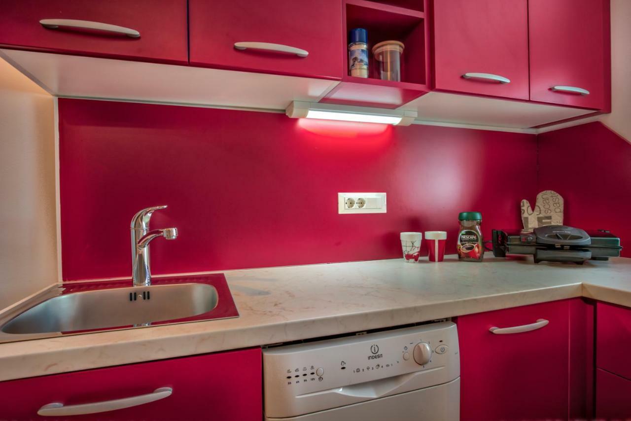 Apartment Pod Velbi Ljubljana Kültér fotó